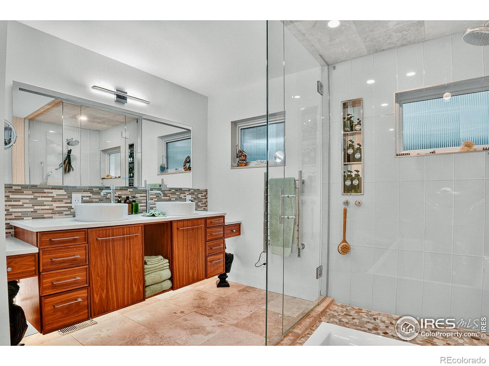MLS Image #16 for 190  cessna drive,erie, Colorado
