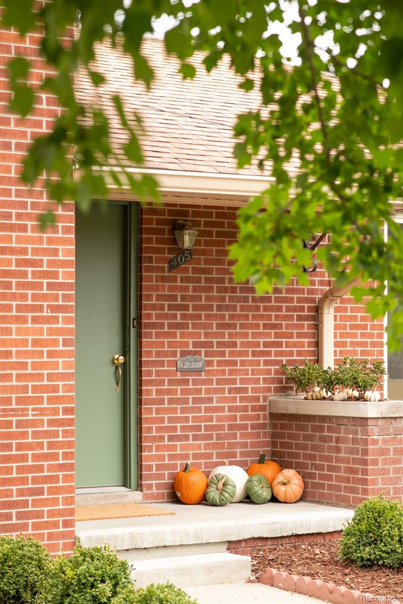 MLS Image #2 for 405 s krameria street,denver, Colorado