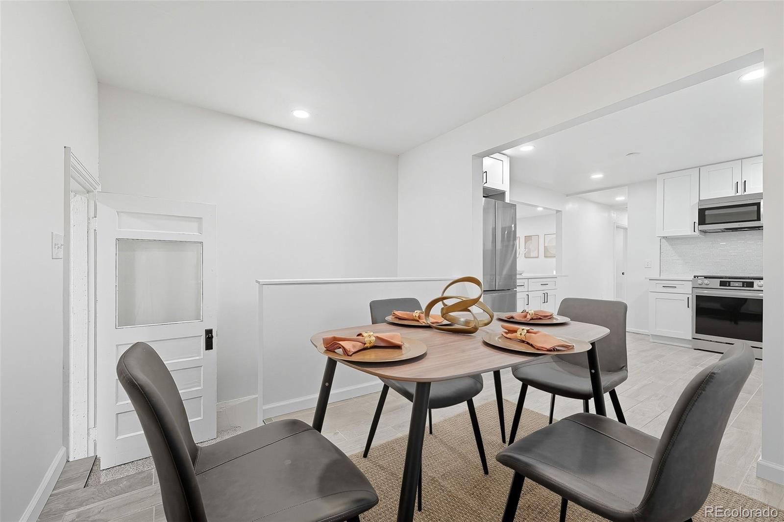 MLS Image #10 for 7050  kearney court,commerce city, Colorado