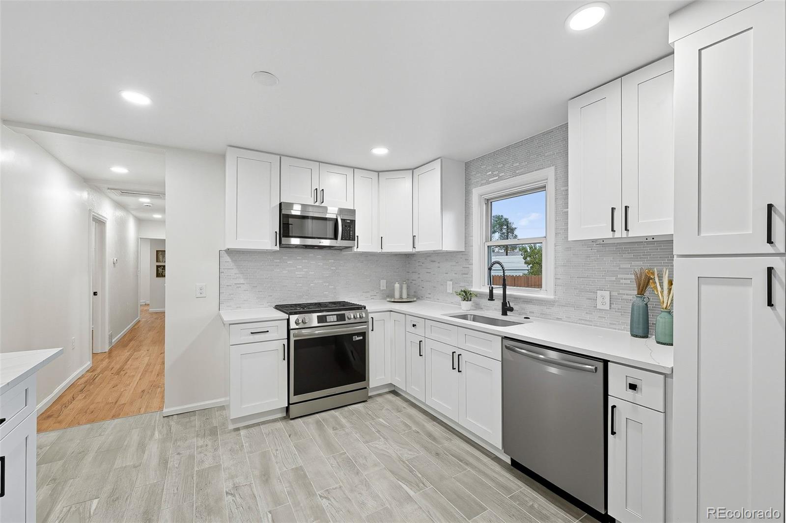 MLS Image #13 for 7050  kearney court,commerce city, Colorado