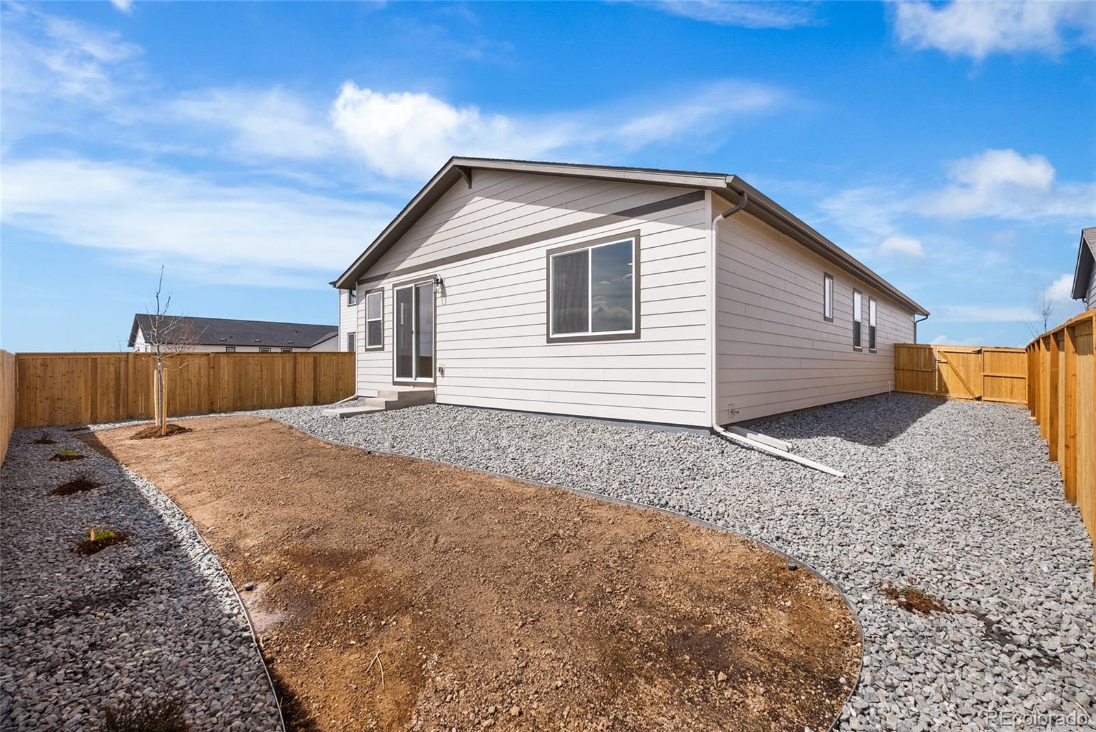 MLS Image #25 for 54860 e 27th place,strasburg, Colorado