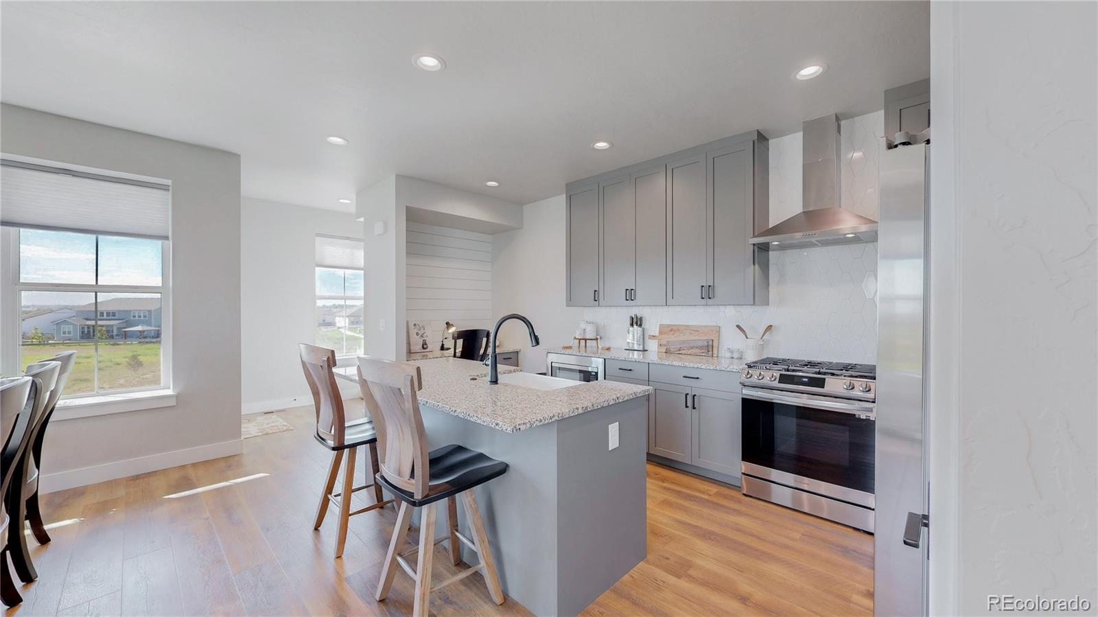 MLS Image #6 for 275  dipper court,berthoud, Colorado