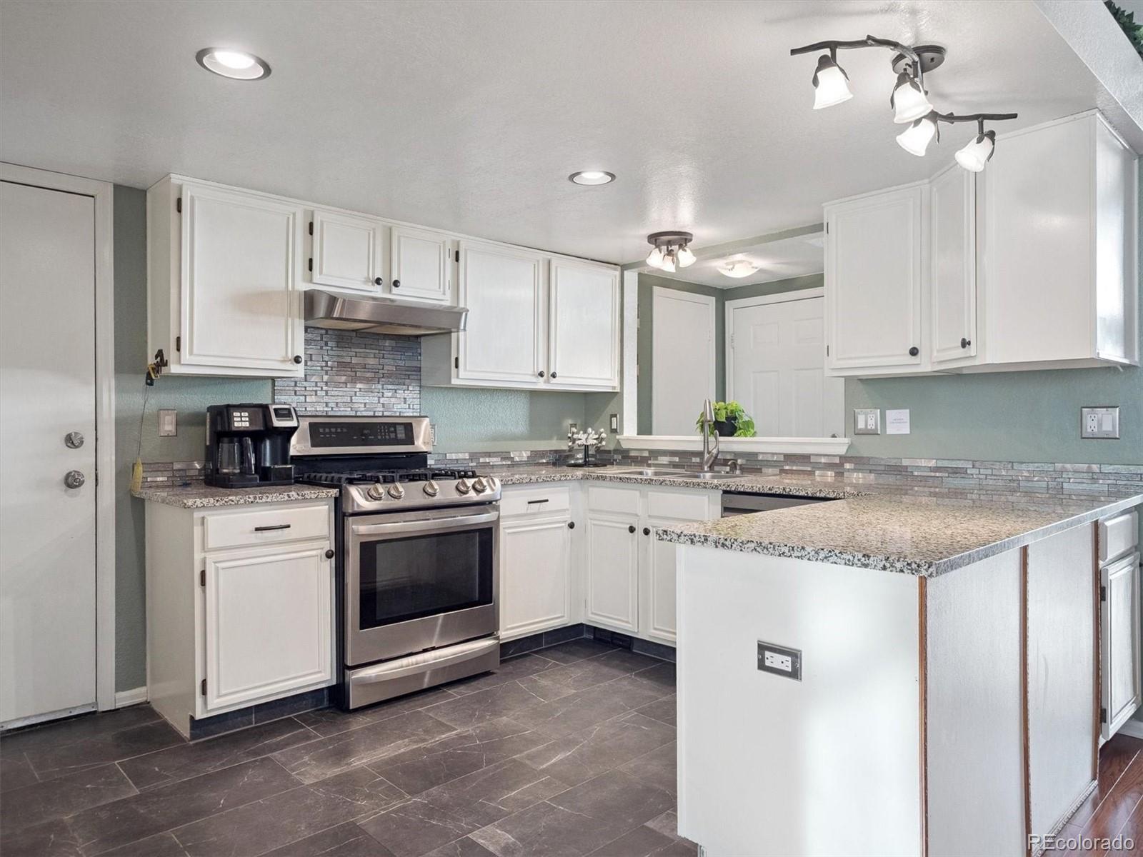 MLS Image #7 for 7582  jared way,littleton, Colorado