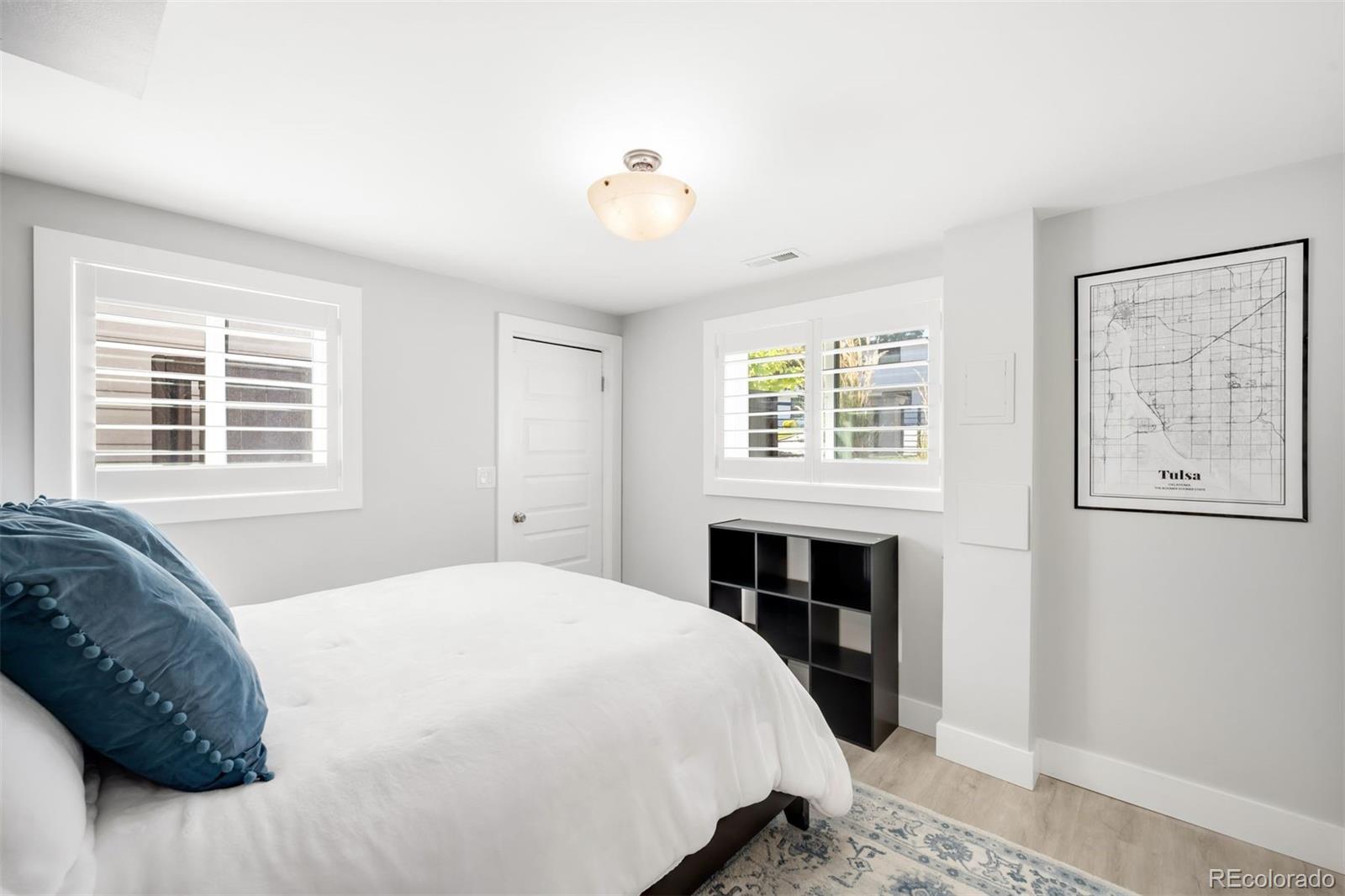 MLS Image #12 for 5700 e cedar avenue,denver, Colorado
