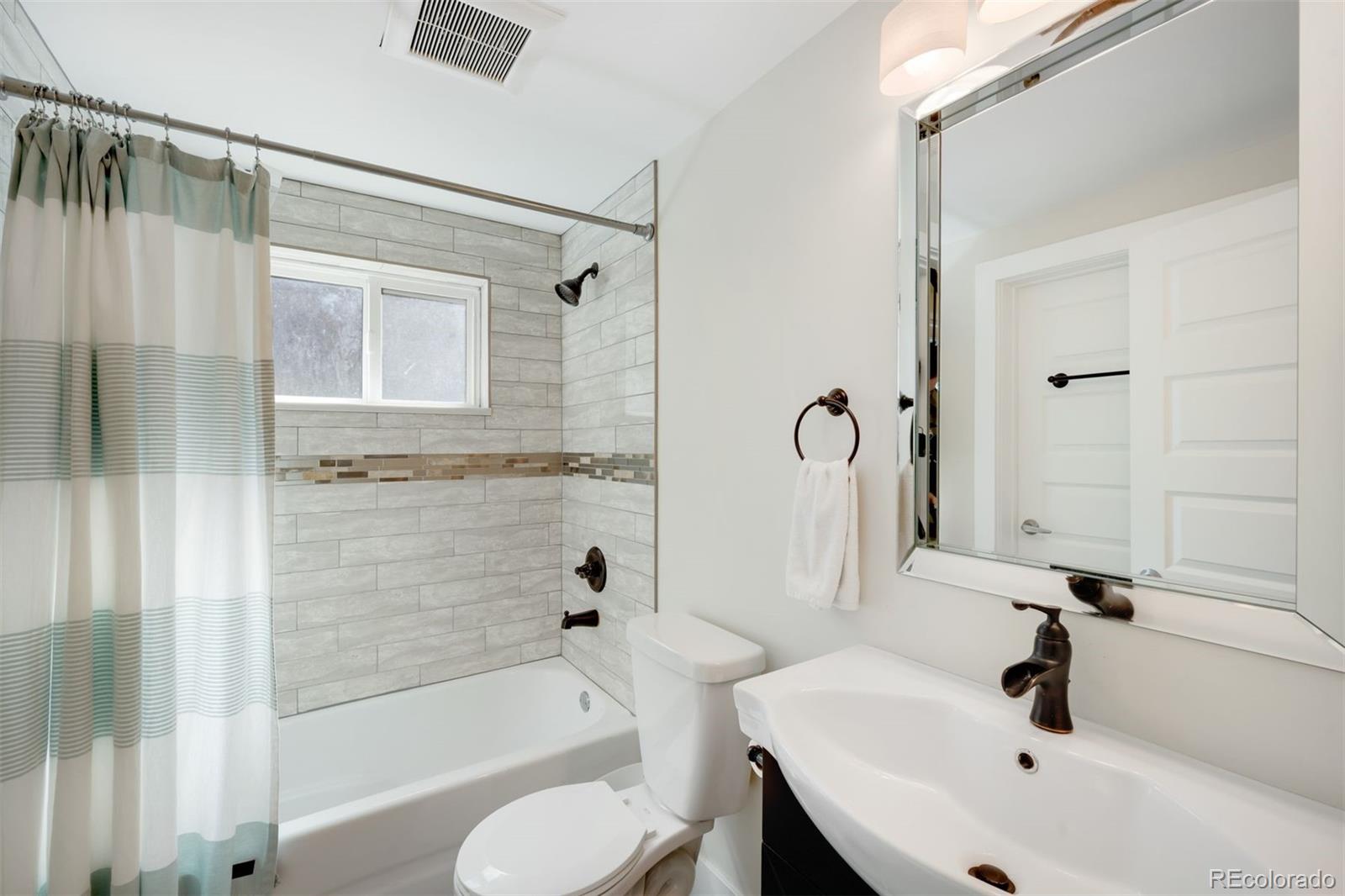 MLS Image #13 for 5700 e cedar avenue,denver, Colorado