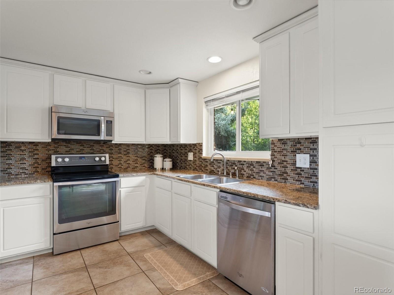 MLS Image #13 for 1590 e easter avenue,centennial, Colorado