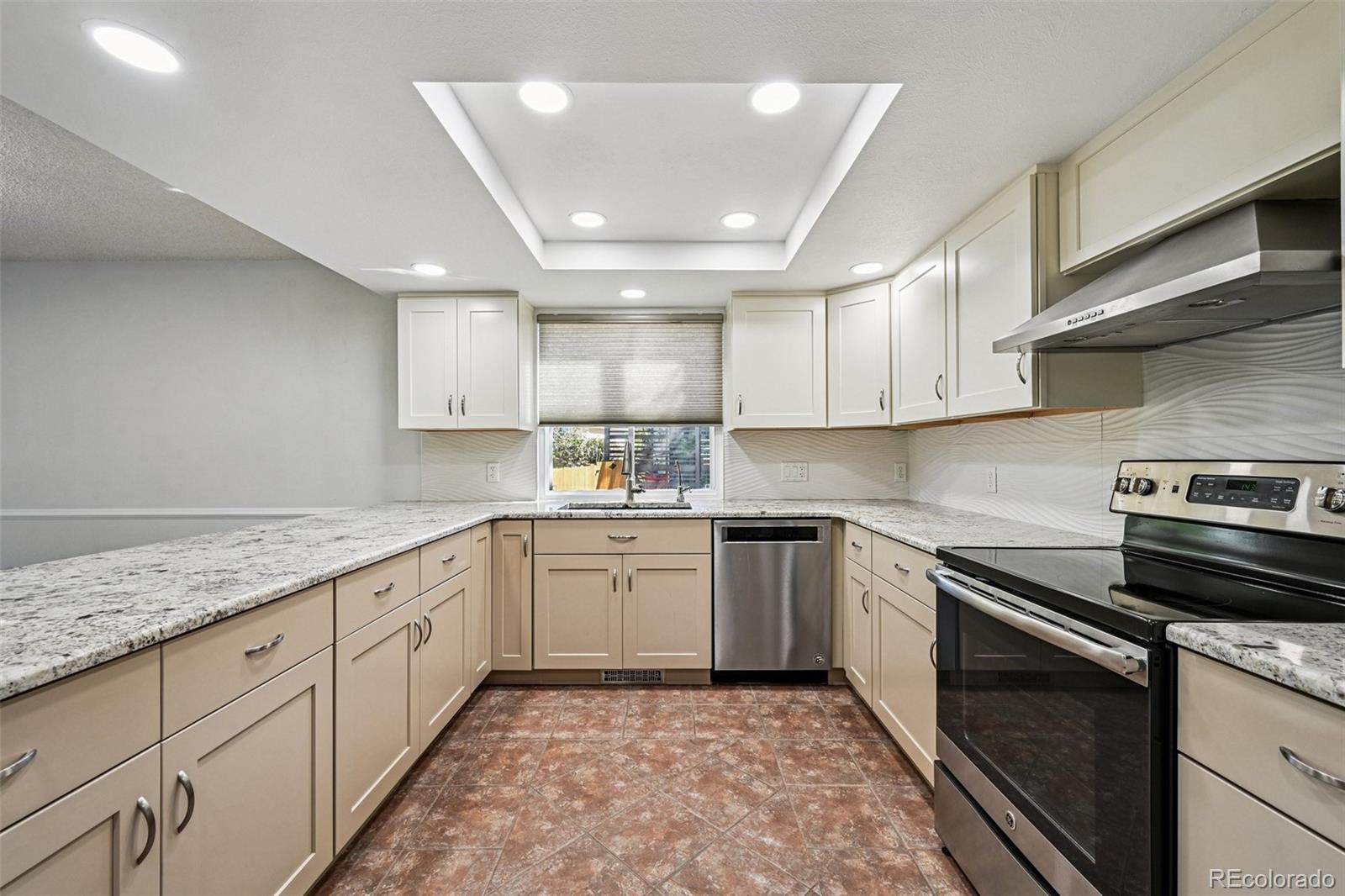 MLS Image #8 for 2145 e nichols drive,centennial, Colorado