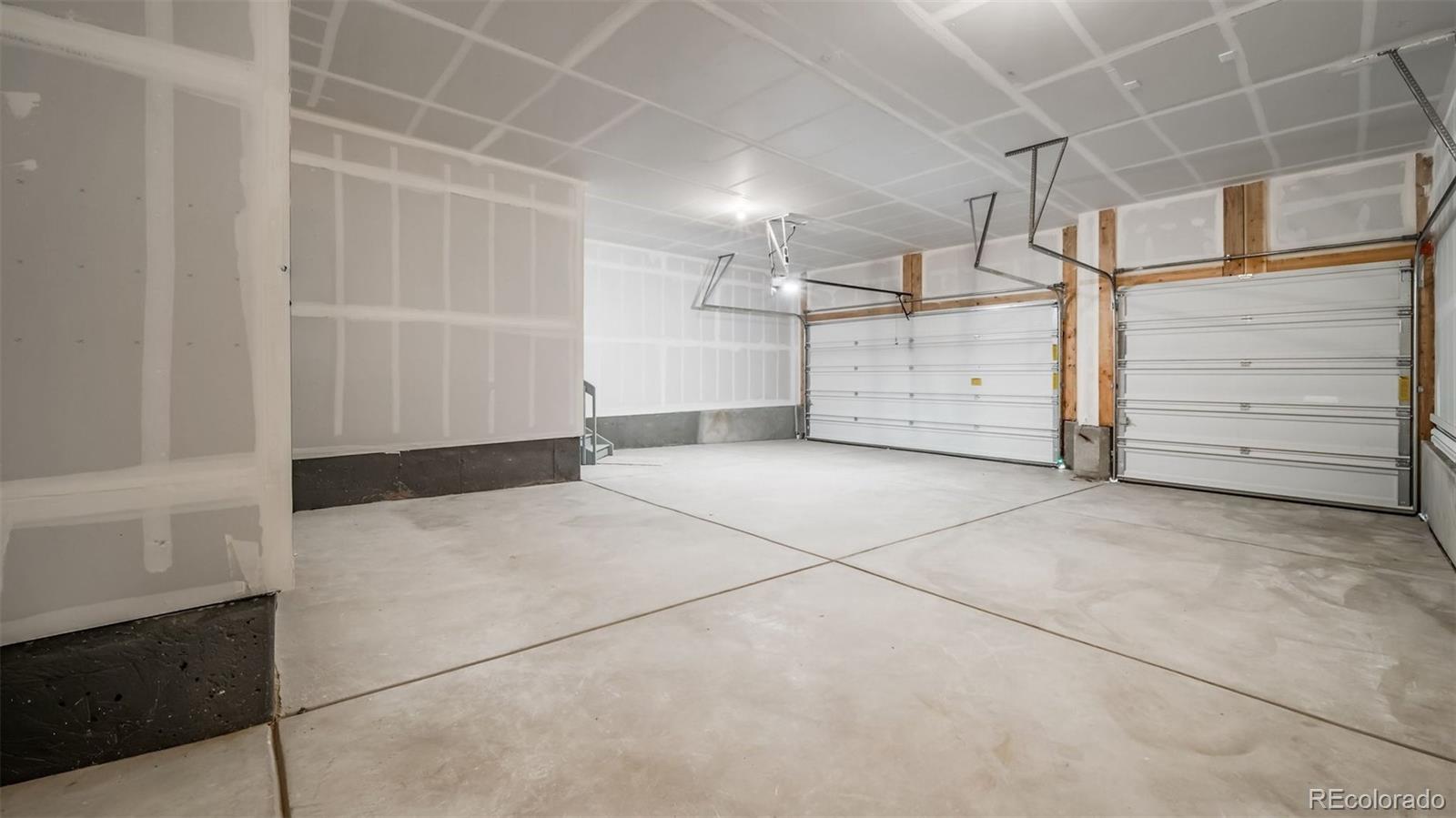 MLS Image #25 for 22304 e 49th place,aurora, Colorado