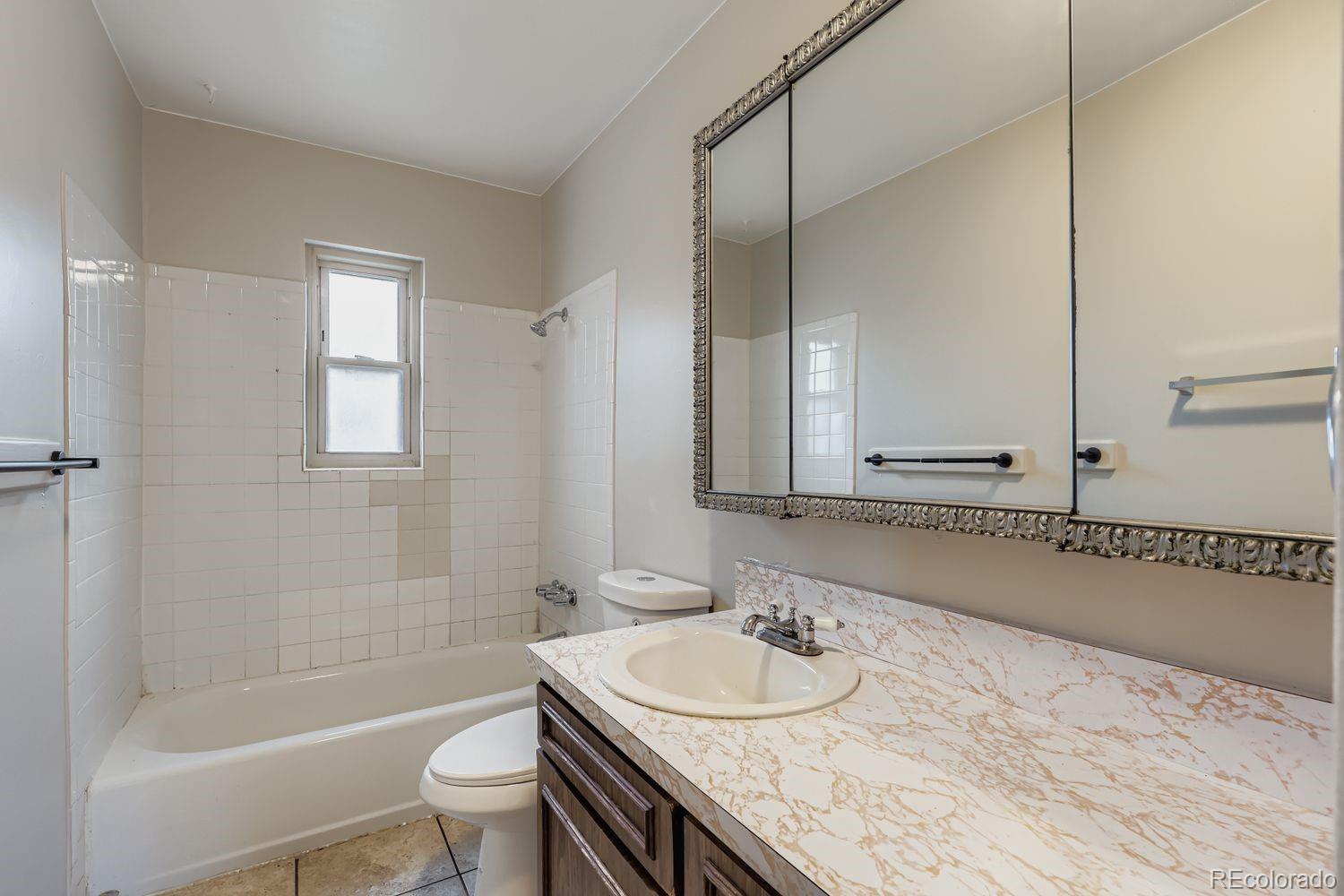 MLS Image #12 for 929  quentin street,aurora, Colorado
