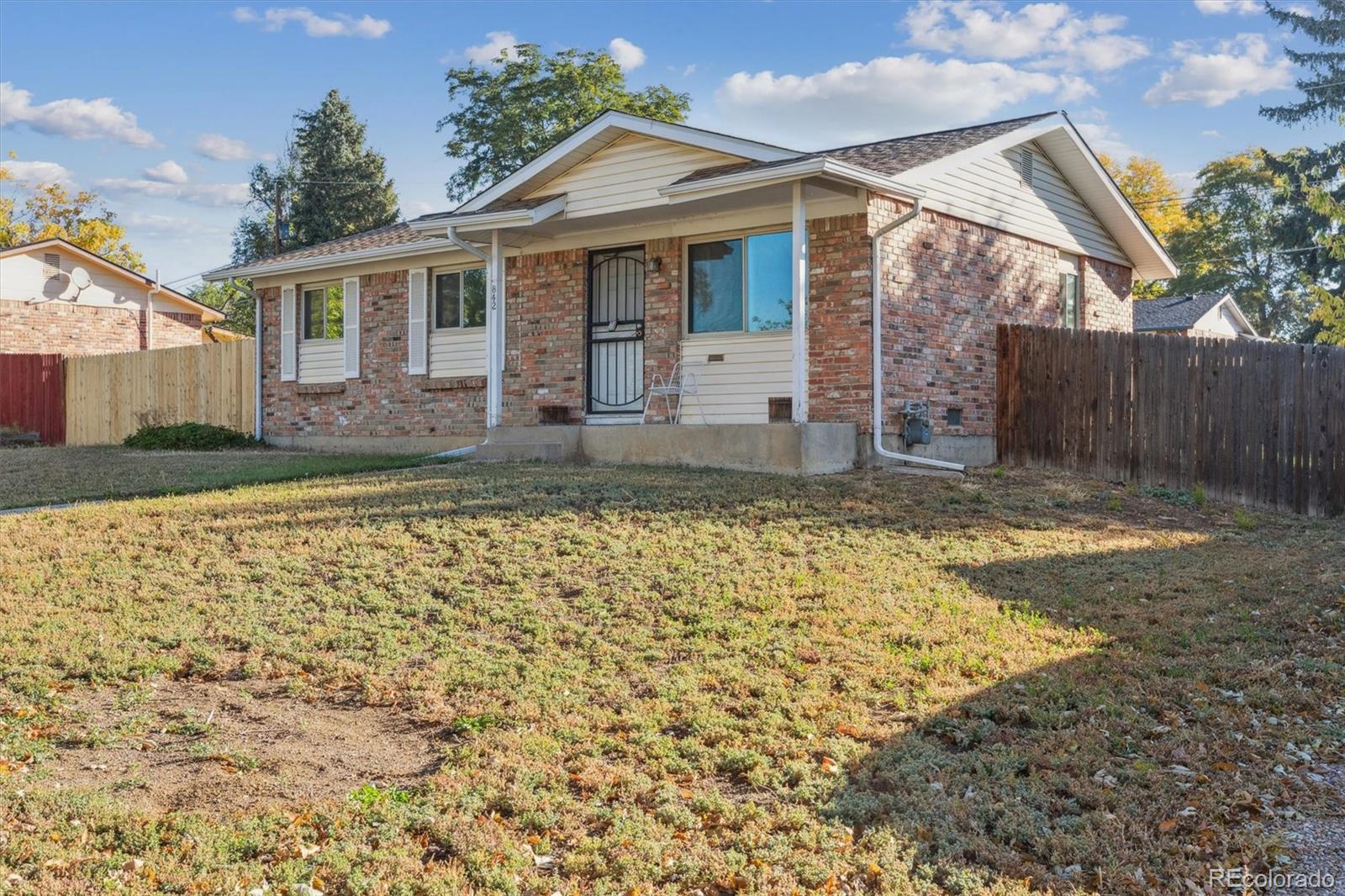 MLS Image #3 for 842 s worchester street,aurora, Colorado