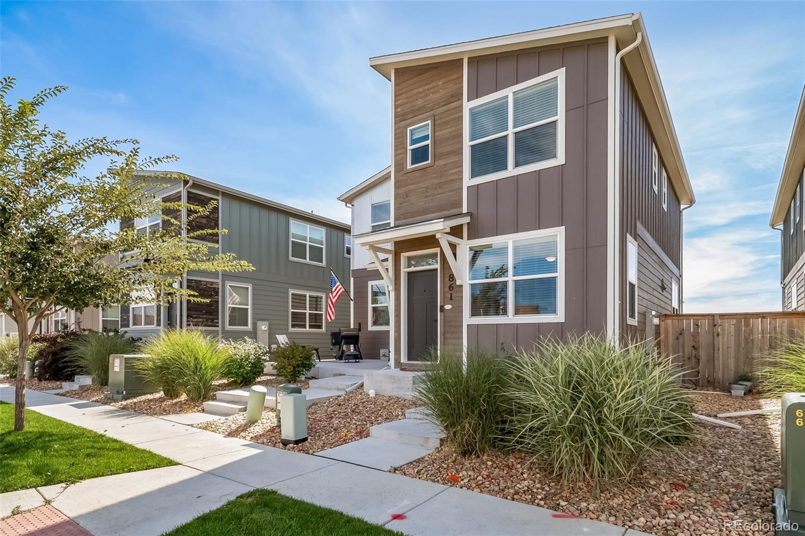 MLS Image #1 for 861  great plains avenue,berthoud, Colorado