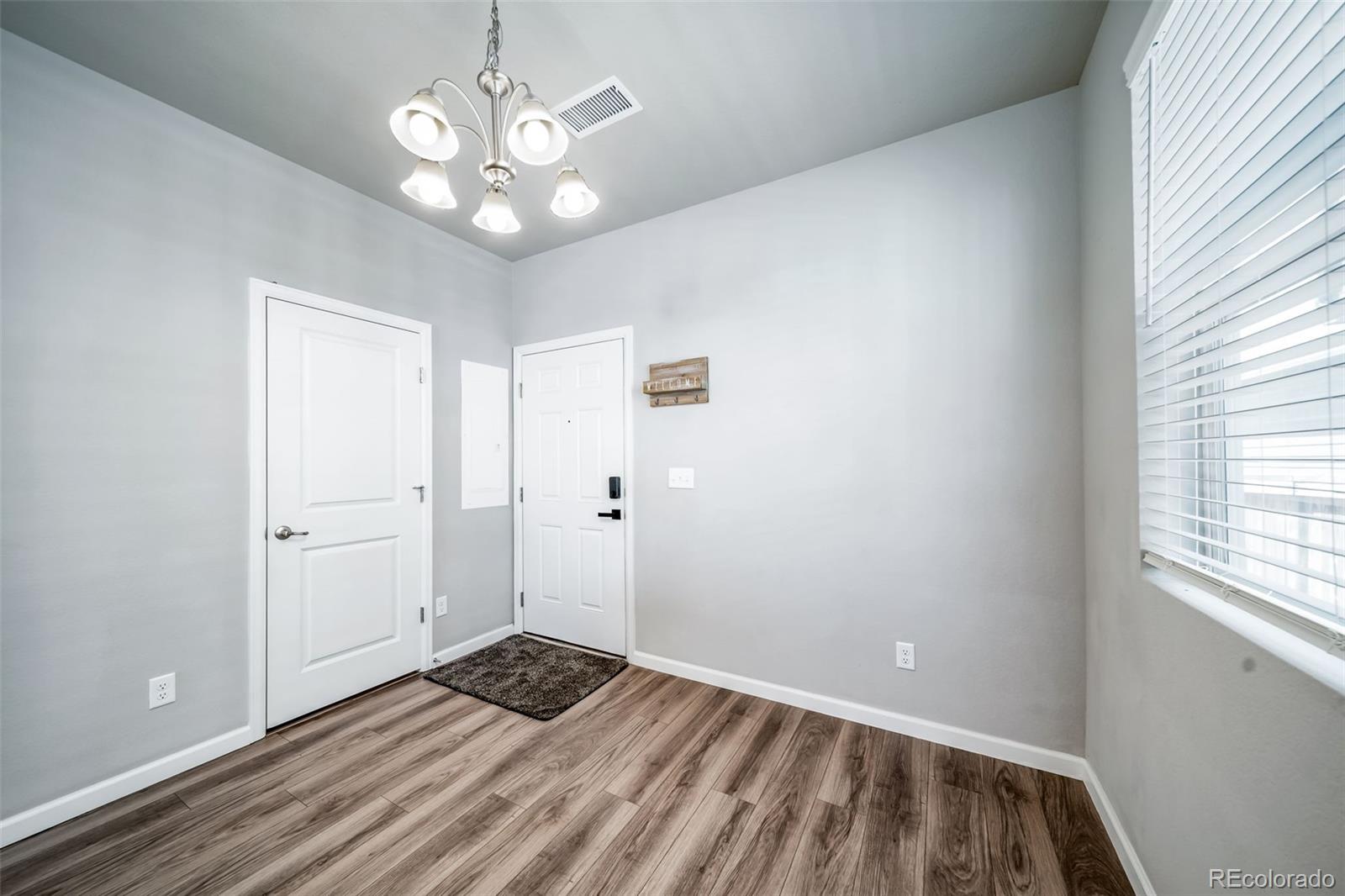 MLS Image #12 for 861  great plains avenue,berthoud, Colorado