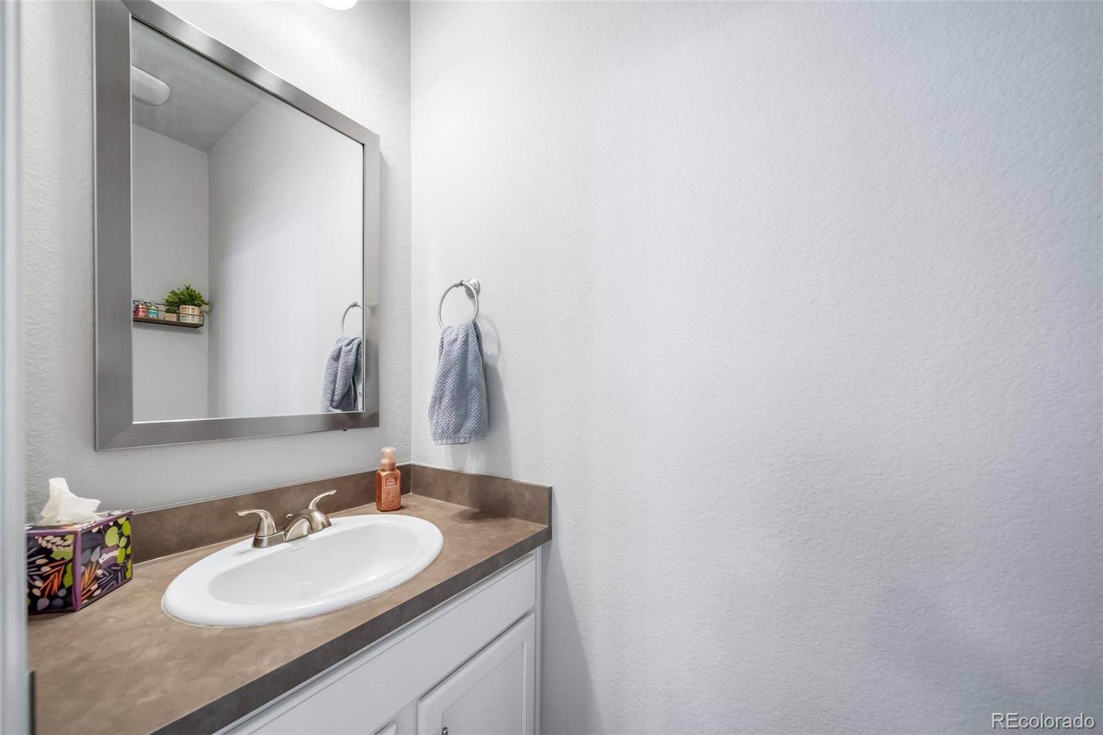 MLS Image #14 for 861  great plains avenue,berthoud, Colorado