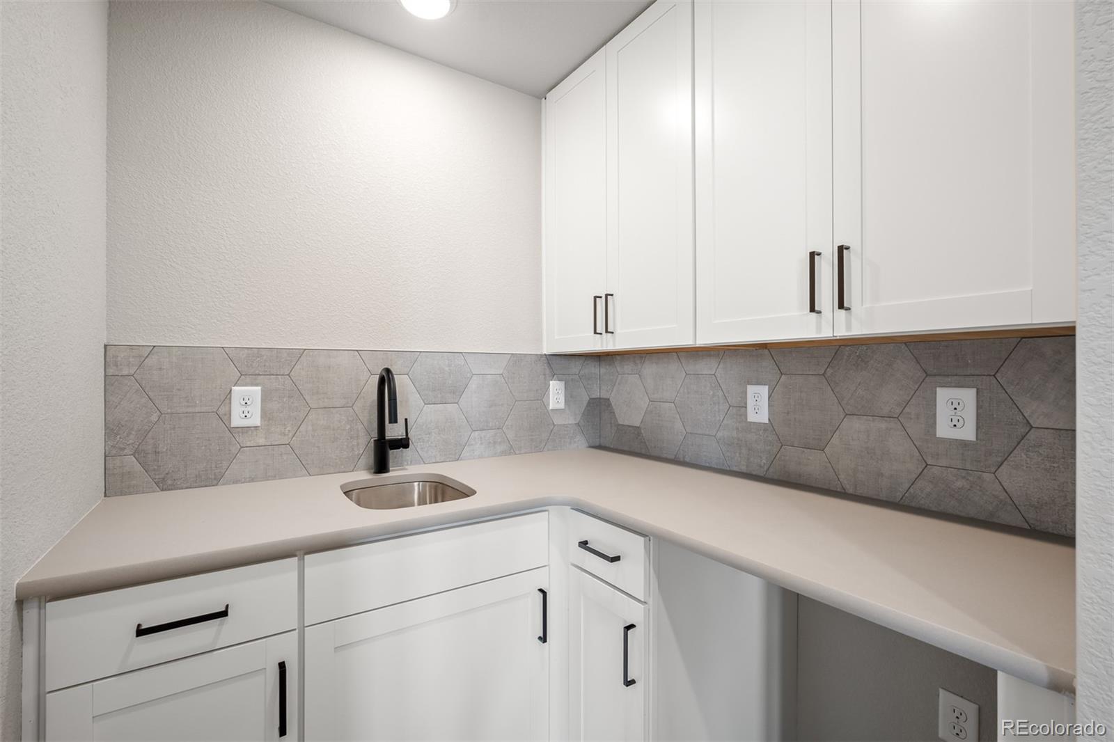 MLS Image #23 for 4435  peak crest view,colorado springs, Colorado