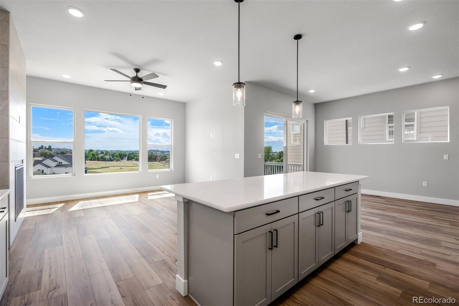 MLS Image #5 for 4435  peak crest view,colorado springs, Colorado