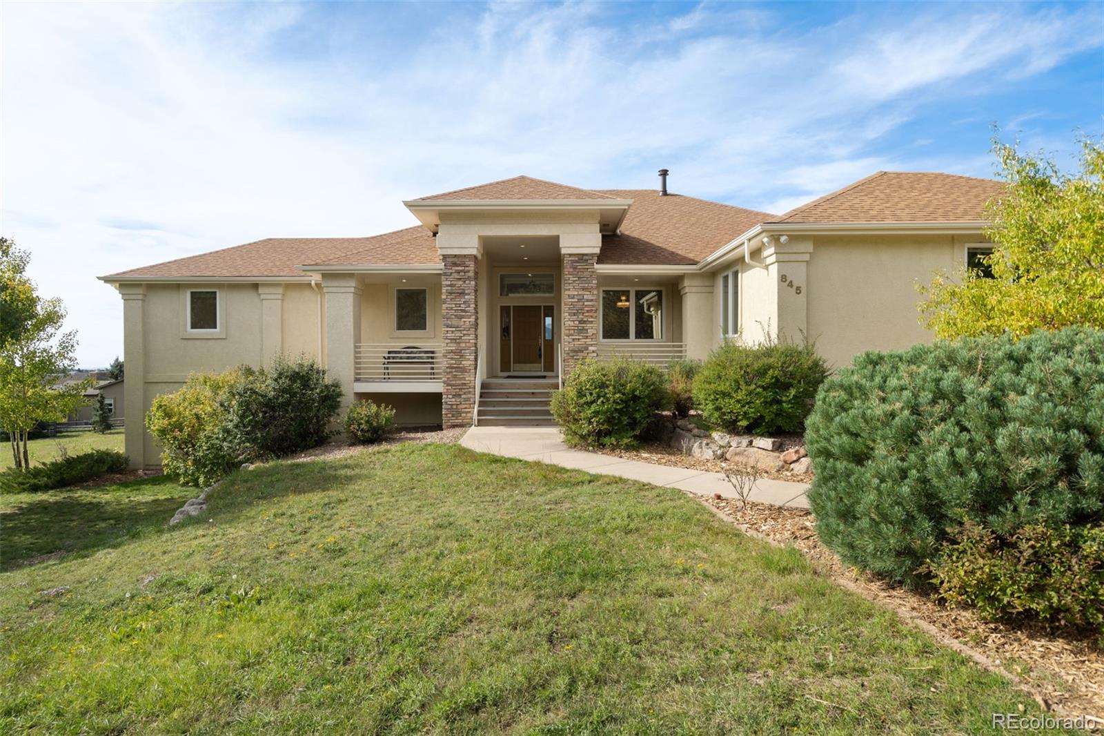 MLS Image #2 for 845  oak hills drive,monument, Colorado