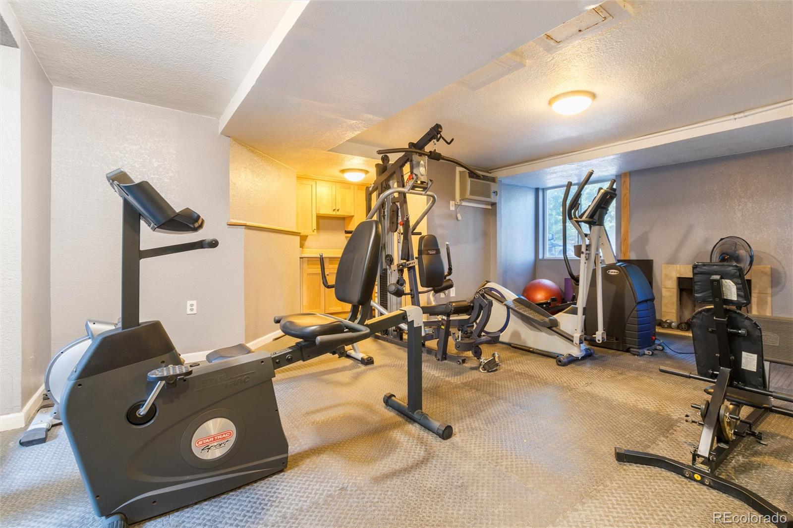 MLS Image #11 for 336 n grant street 303,denver, Colorado