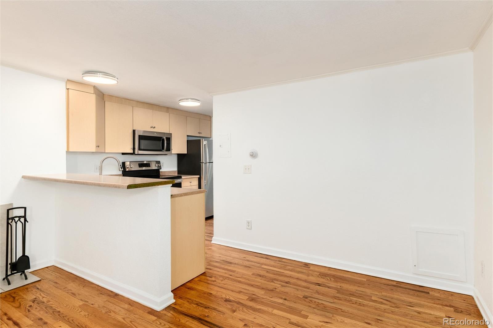 MLS Image #2 for 336 n grant street 303,denver, Colorado