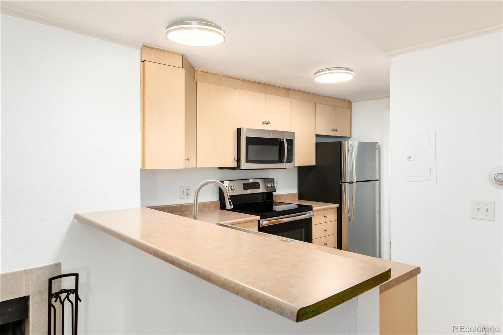 MLS Image #6 for 336 n grant street 303,denver, Colorado