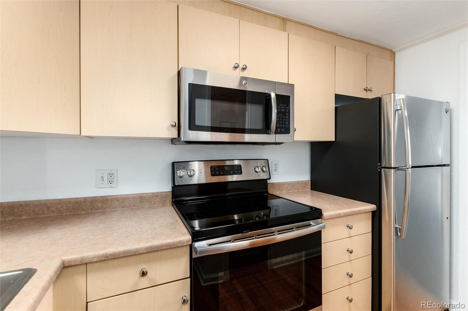MLS Image #8 for 336 n grant street 303,denver, Colorado