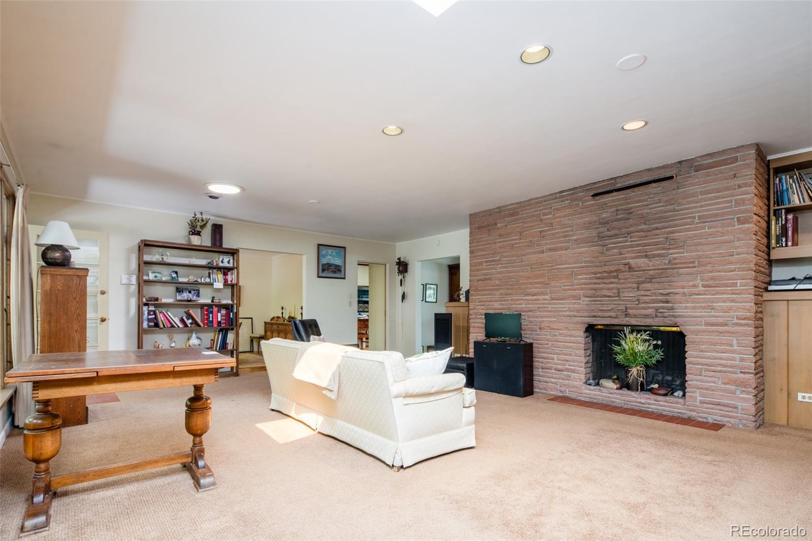 MLS Image #22 for 3330  belcaro drive,denver, Colorado