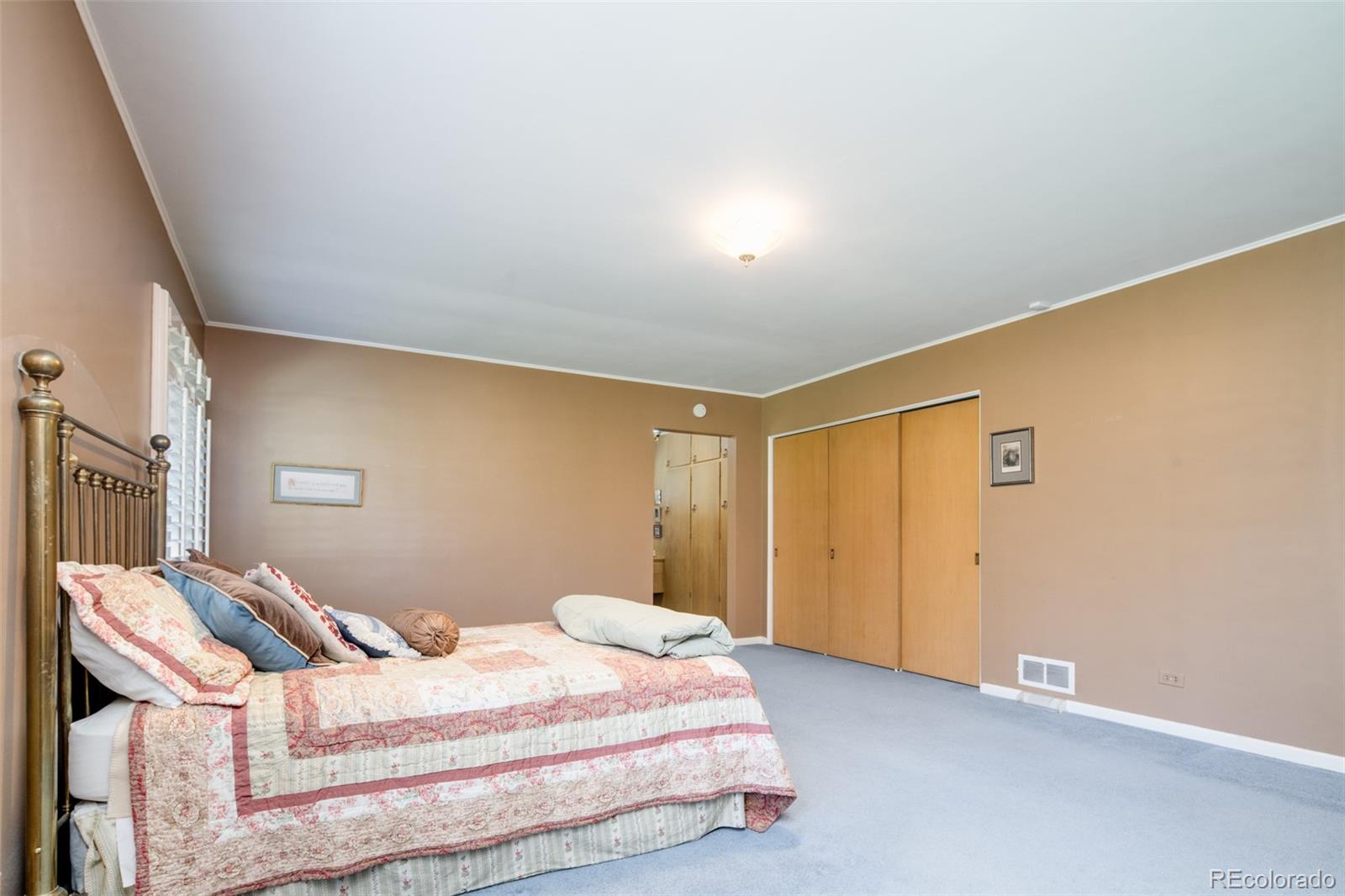 MLS Image #27 for 3330  belcaro drive,denver, Colorado