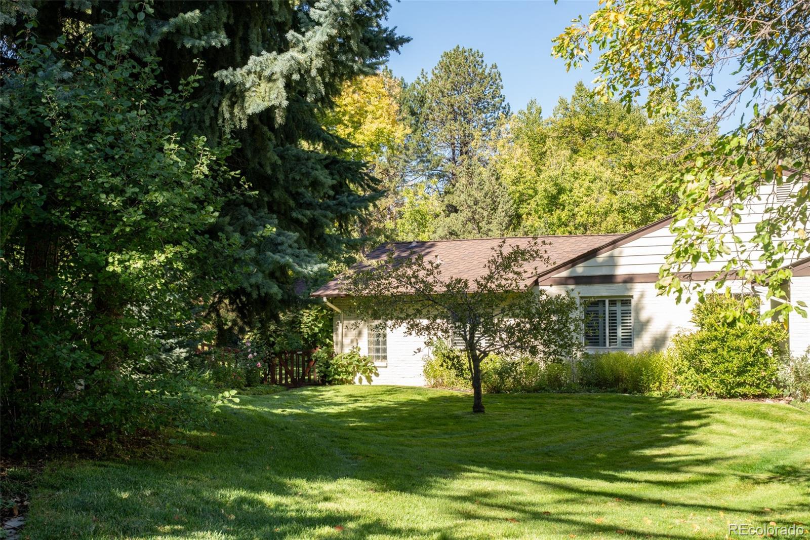 MLS Image #4 for 3330  belcaro drive,denver, Colorado