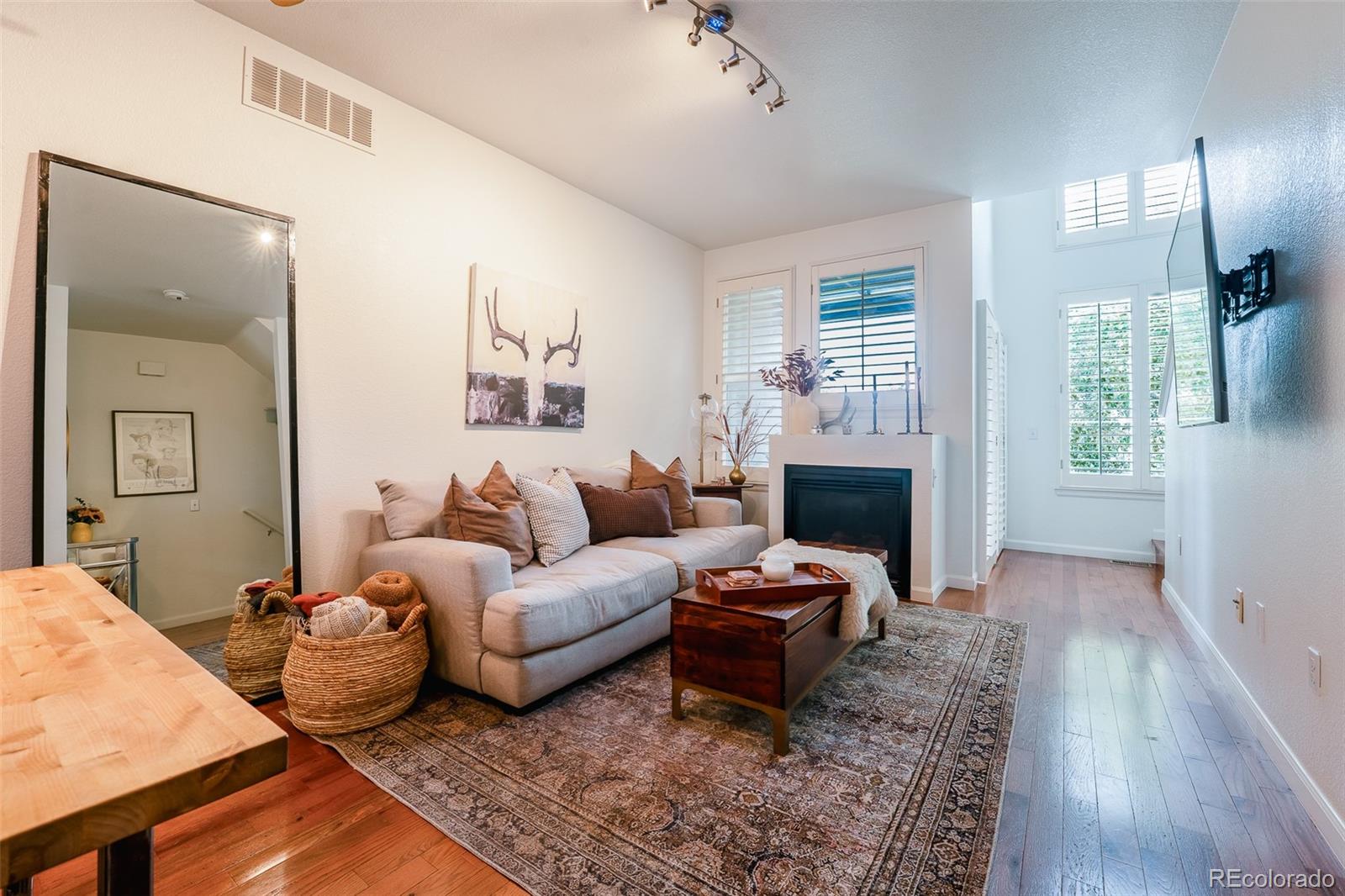 MLS Image #2 for 84  spruce street 603,denver, Colorado