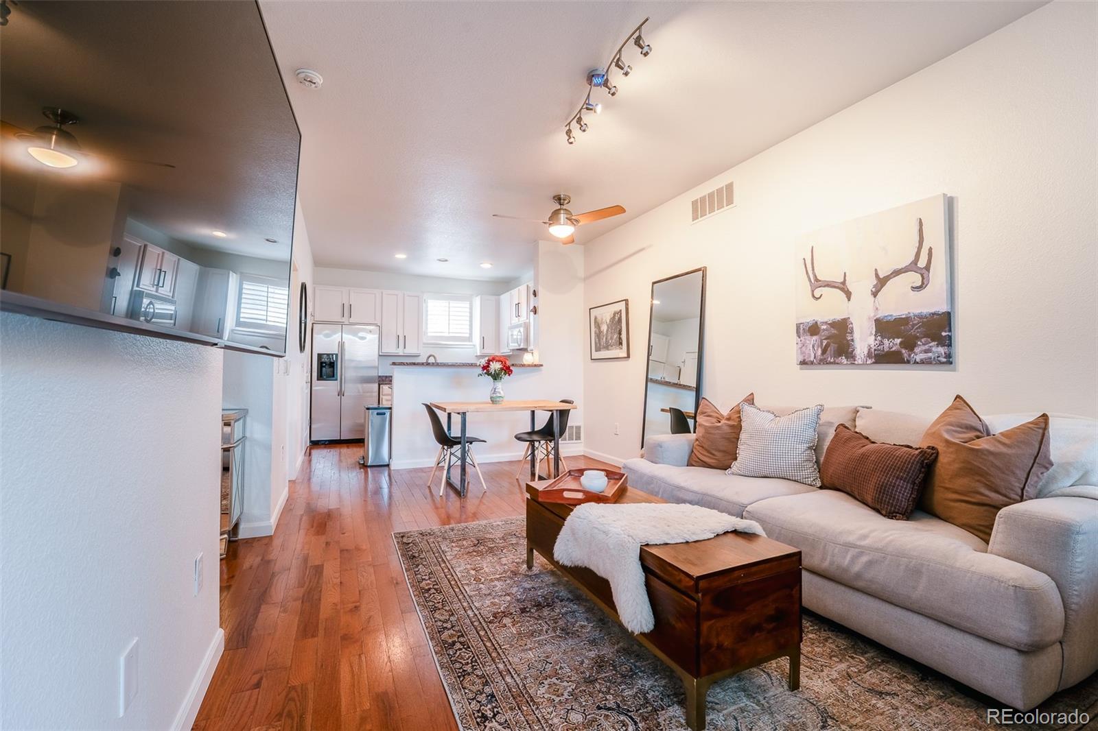 MLS Image #3 for 84  spruce street 603,denver, Colorado