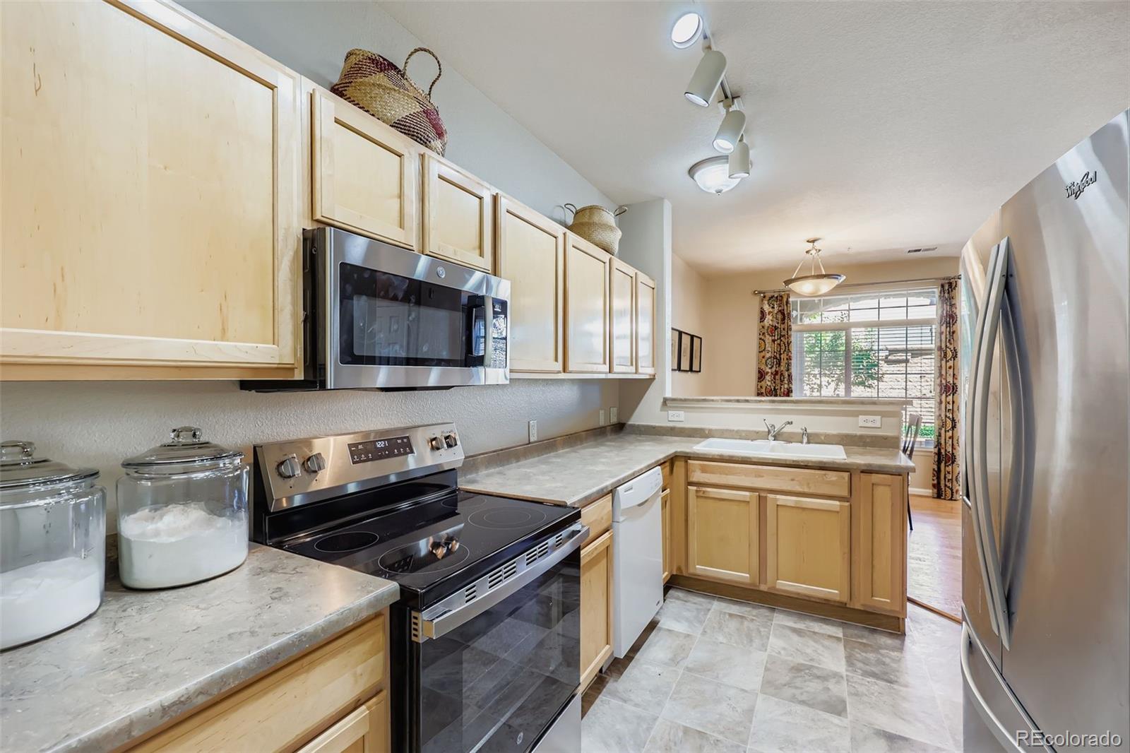MLS Image #3 for 479  black feather loop 301,castle rock, Colorado