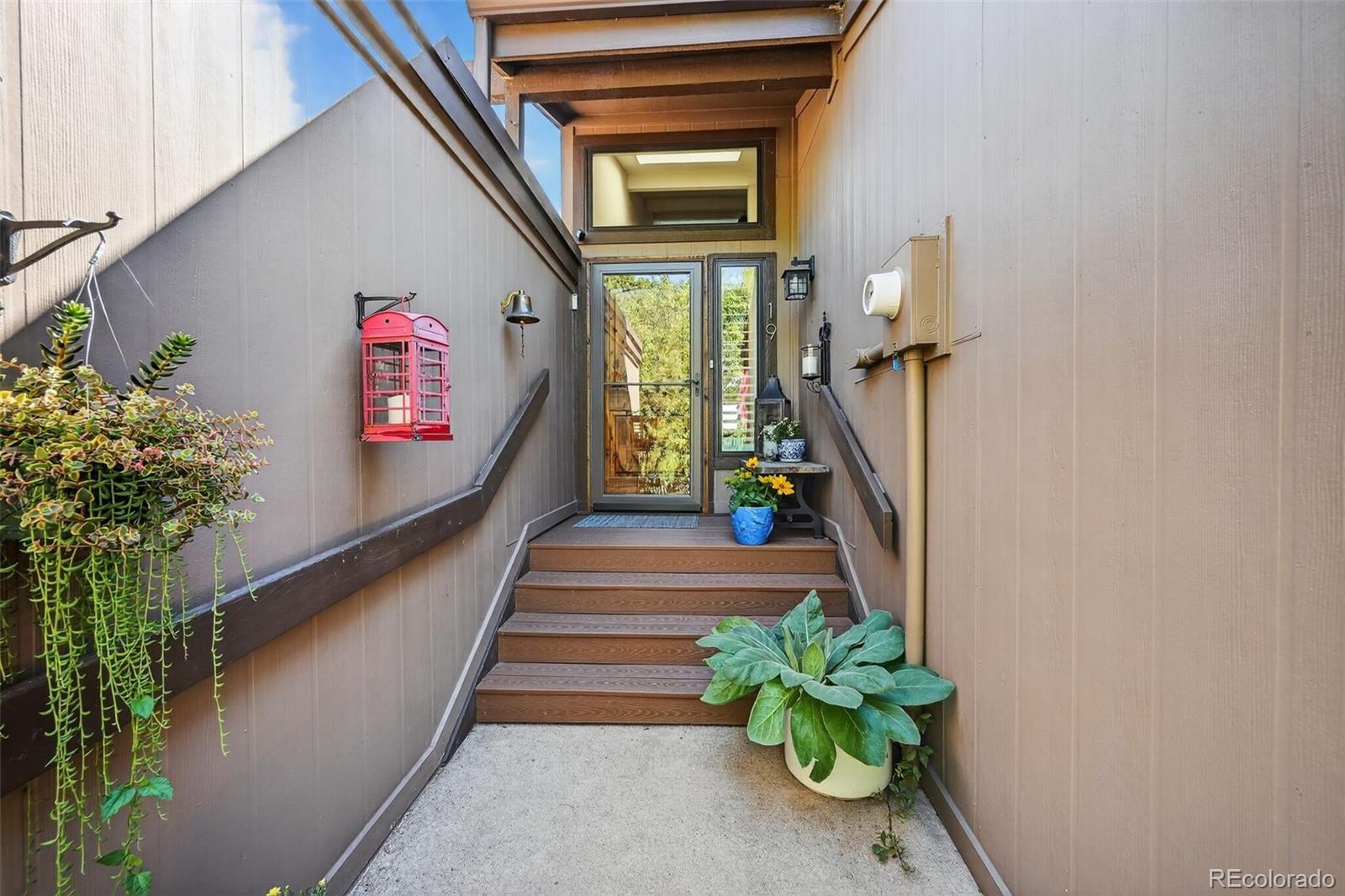 MLS Image #3 for 7080 w stetson place,littleton, Colorado