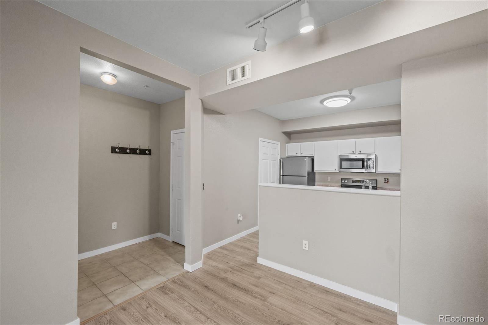 MLS Image #10 for 12858  ironstone way 104,parker, Colorado