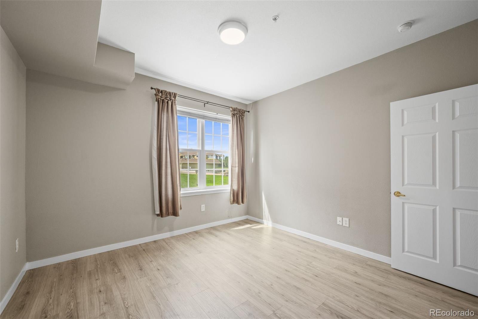MLS Image #27 for 12858  ironstone way 104,parker, Colorado