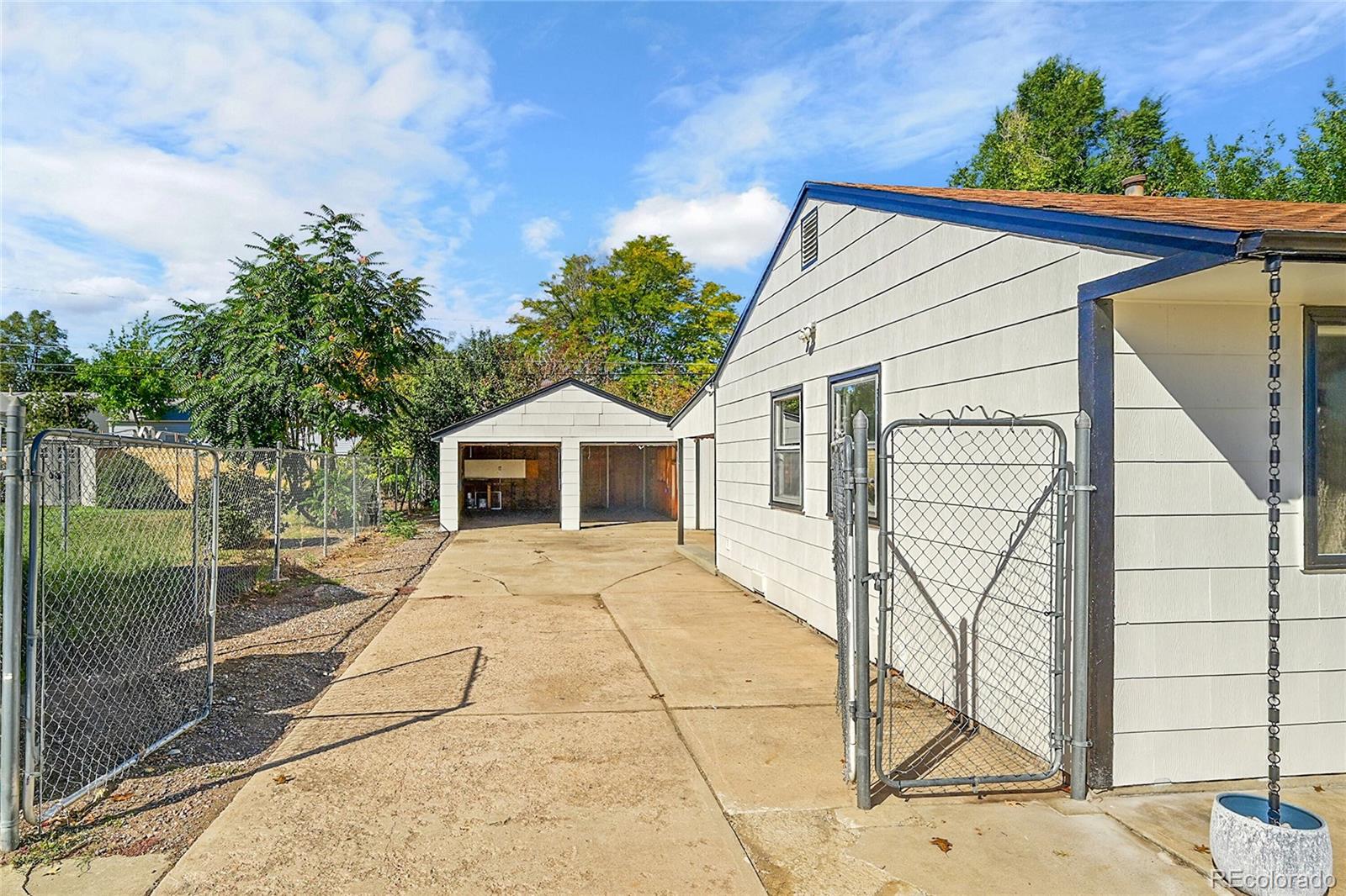 MLS Image #28 for 2605 s knox court,denver, Colorado