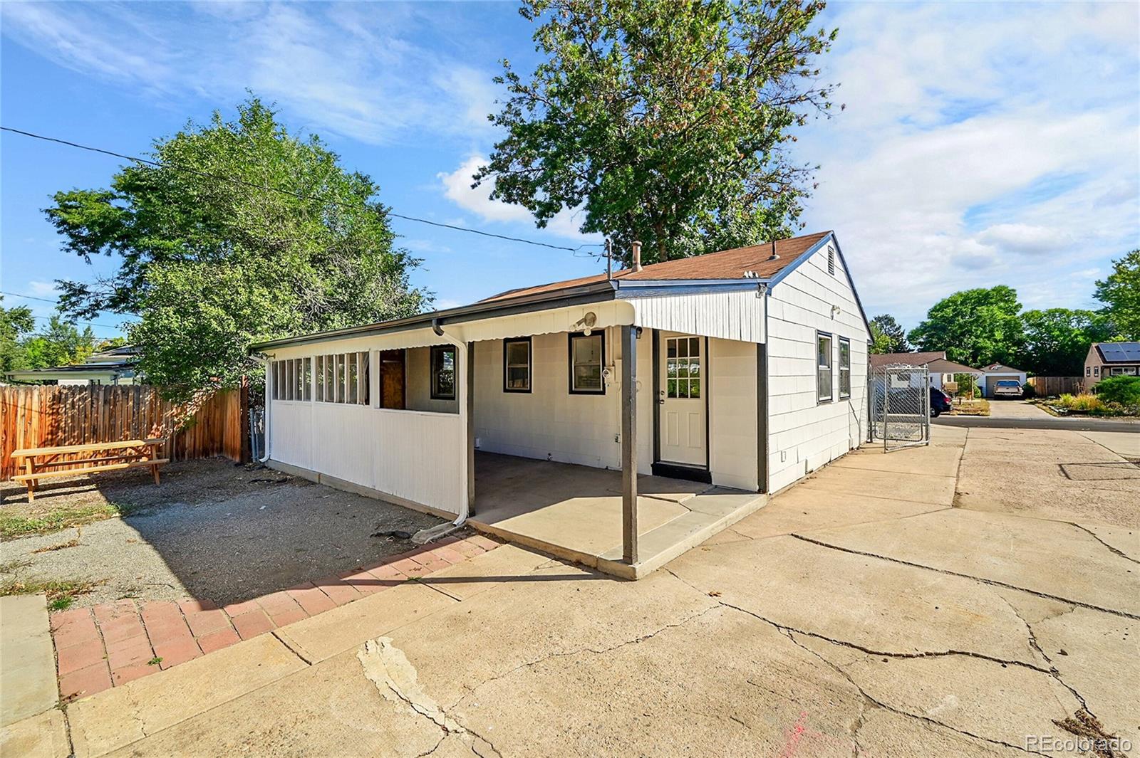 MLS Image #29 for 2605 s knox court,denver, Colorado