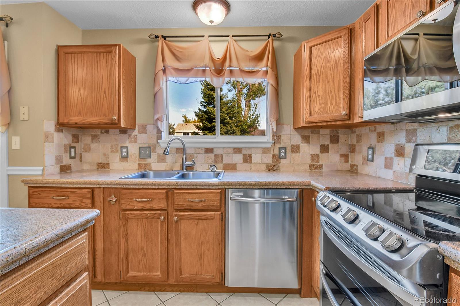 MLS Image #7 for 4124 s ireland court,aurora, Colorado