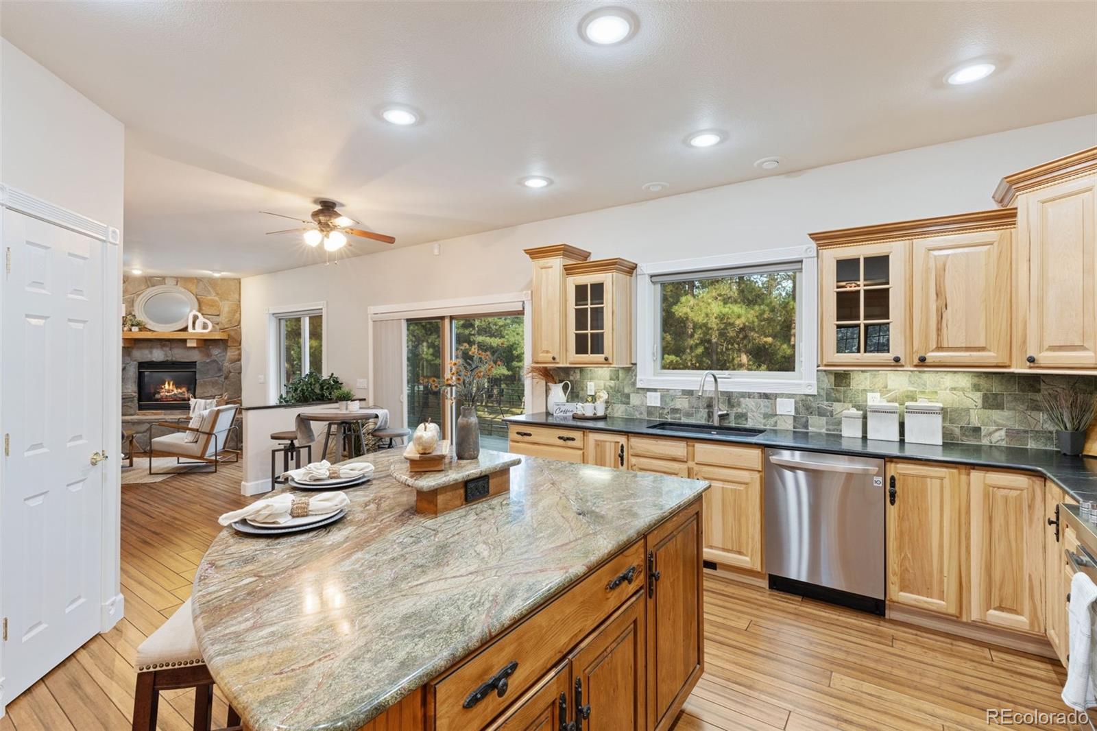 MLS Image #13 for 4420  edgedale way,colorado springs, Colorado