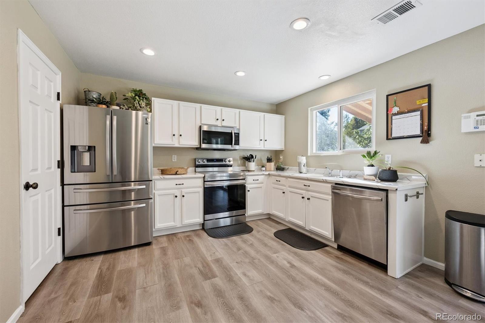 MLS Image #4 for 1424  swan avenue,brighton, Colorado