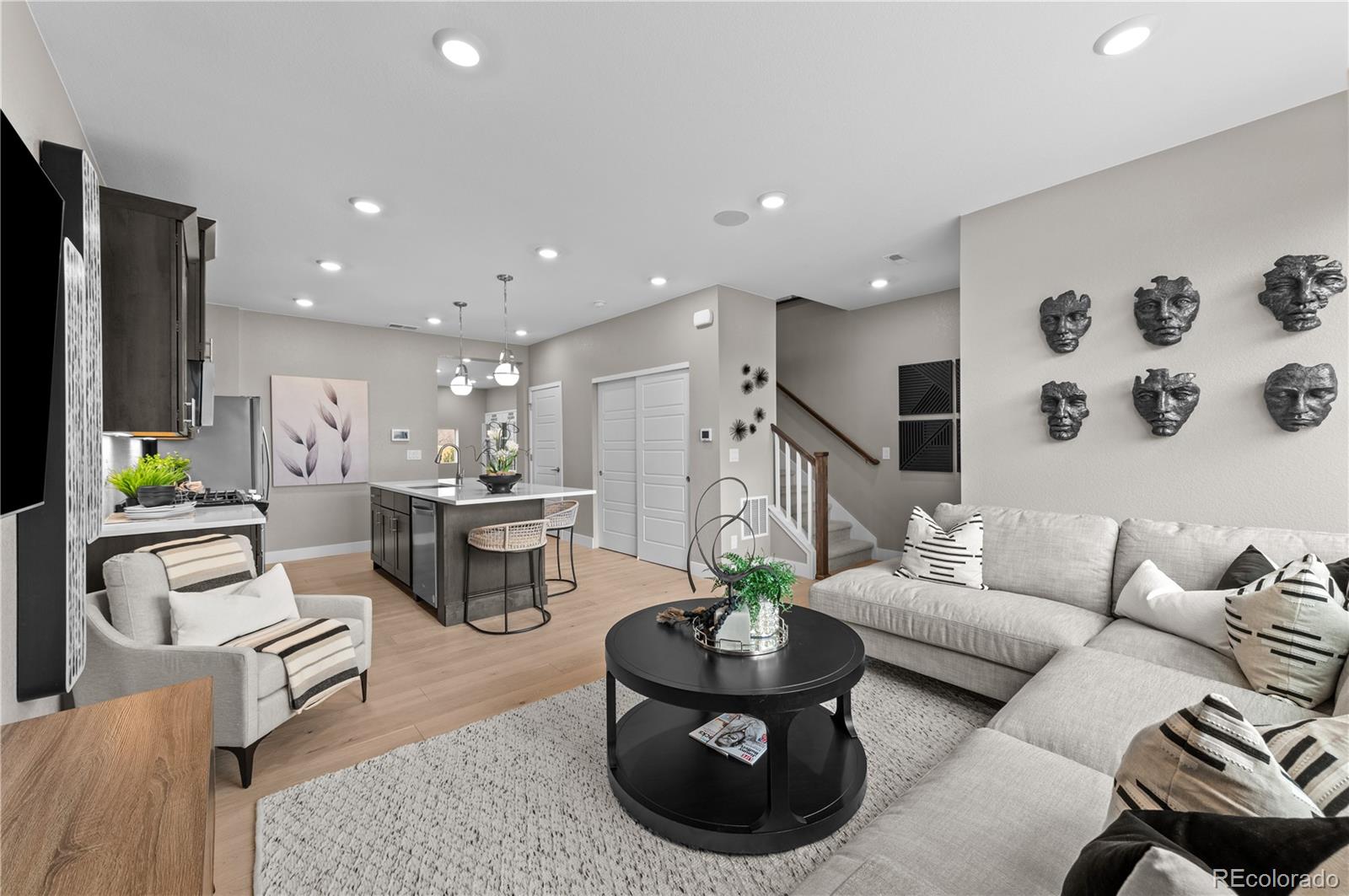 MLS Image #6 for 9546 w 58th circle b,arvada, Colorado