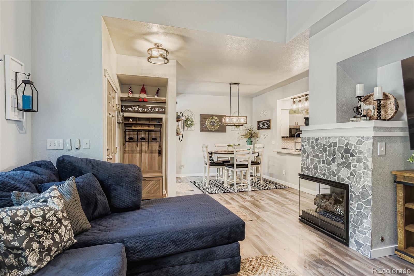 MLS Image #5 for 6482  silver mesa drive,highlands ranch, Colorado