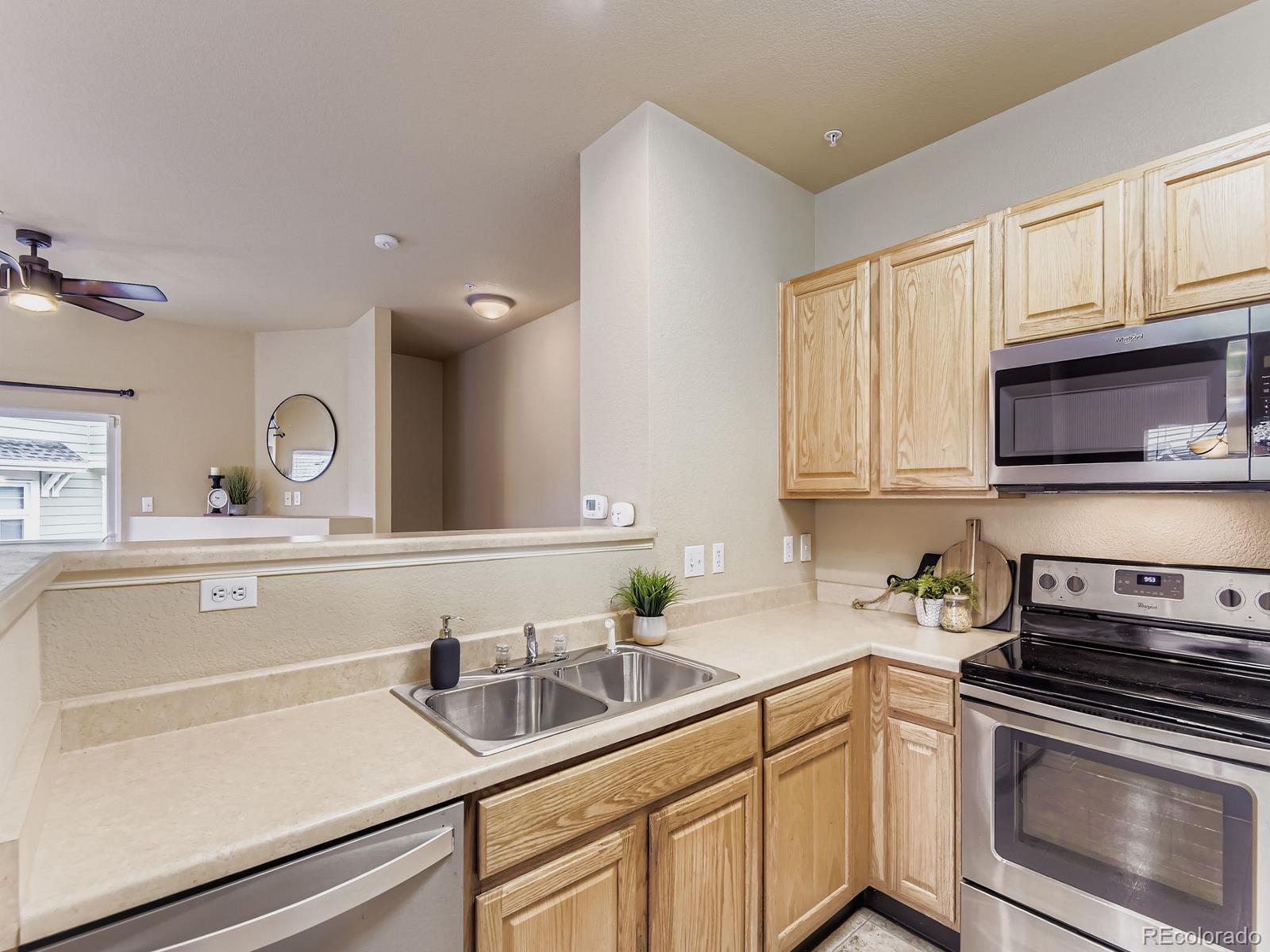 MLS Image #14 for 9350  amison circle 204,parker, Colorado