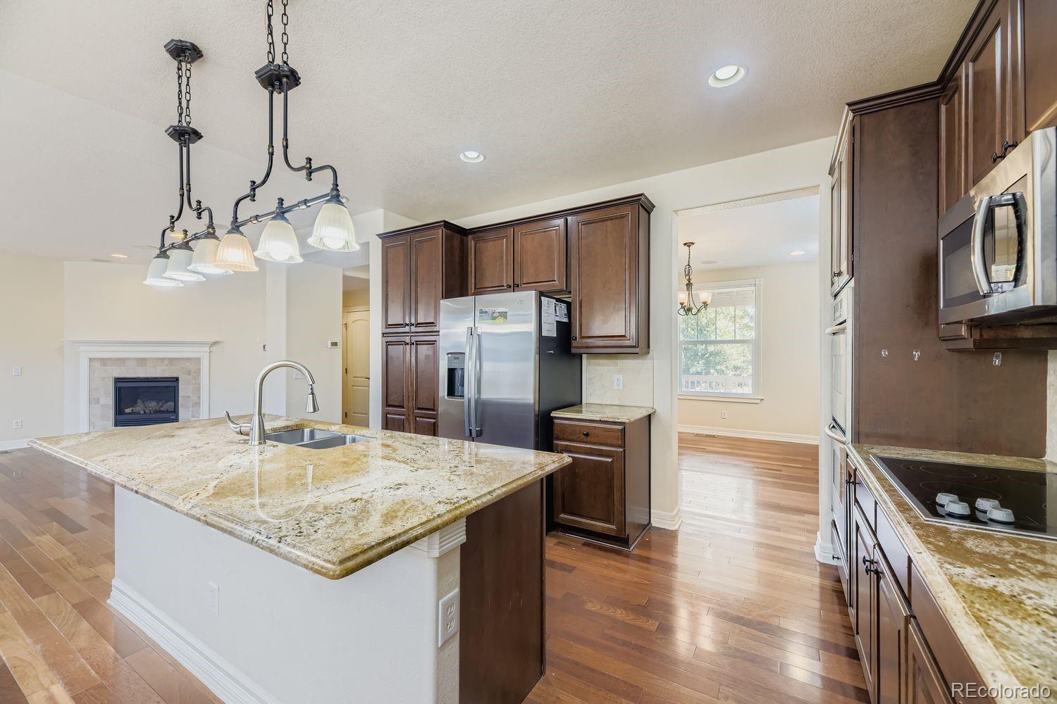 MLS Image #4 for 4927 s addison way,aurora, Colorado