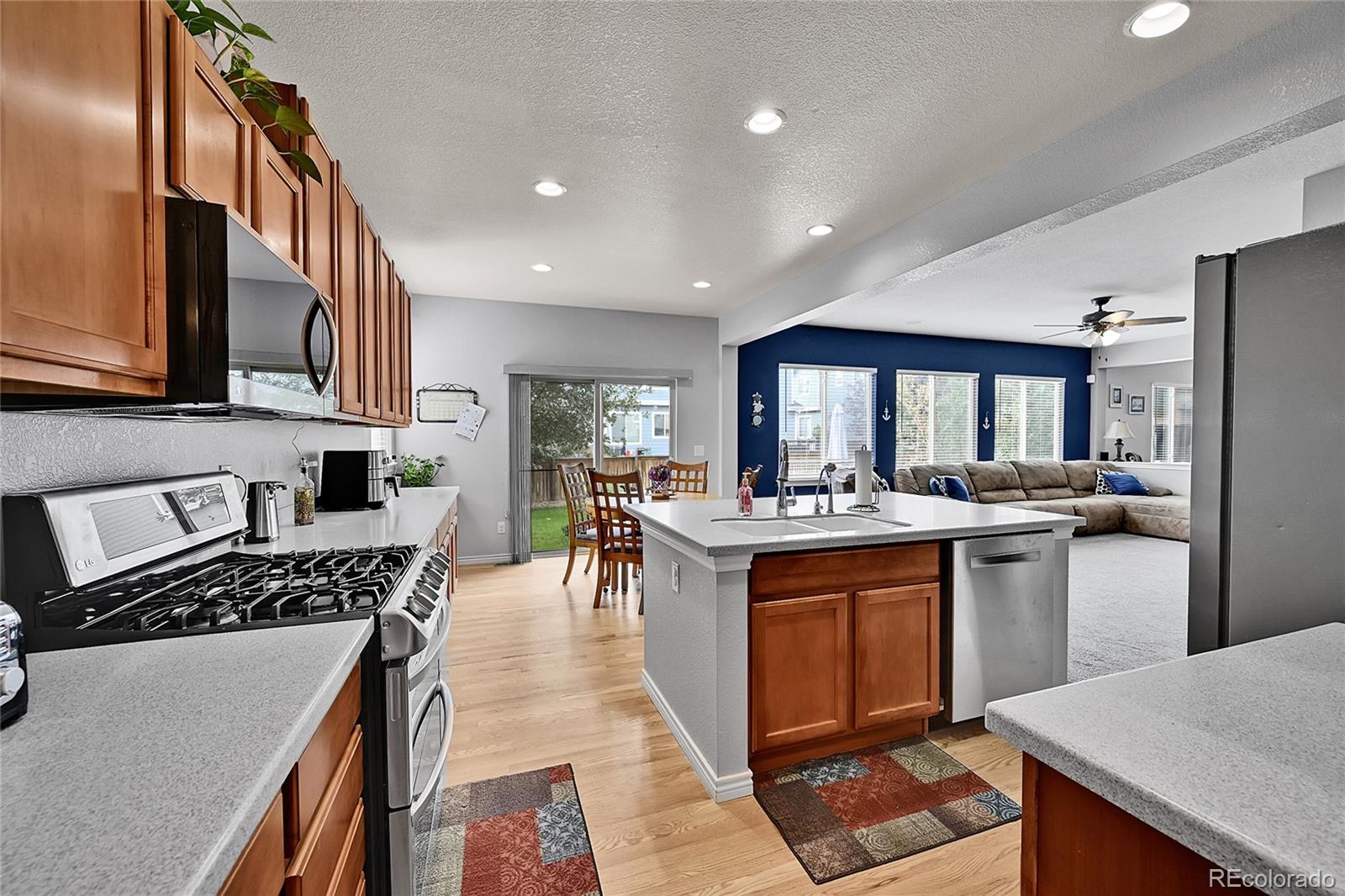 MLS Image #10 for 12217  idalia street,commerce city, Colorado