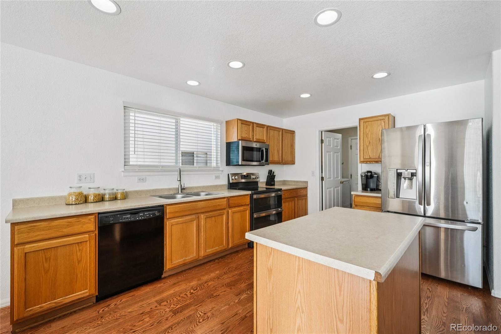 MLS Image #9 for 9230  cook street,thornton, Colorado