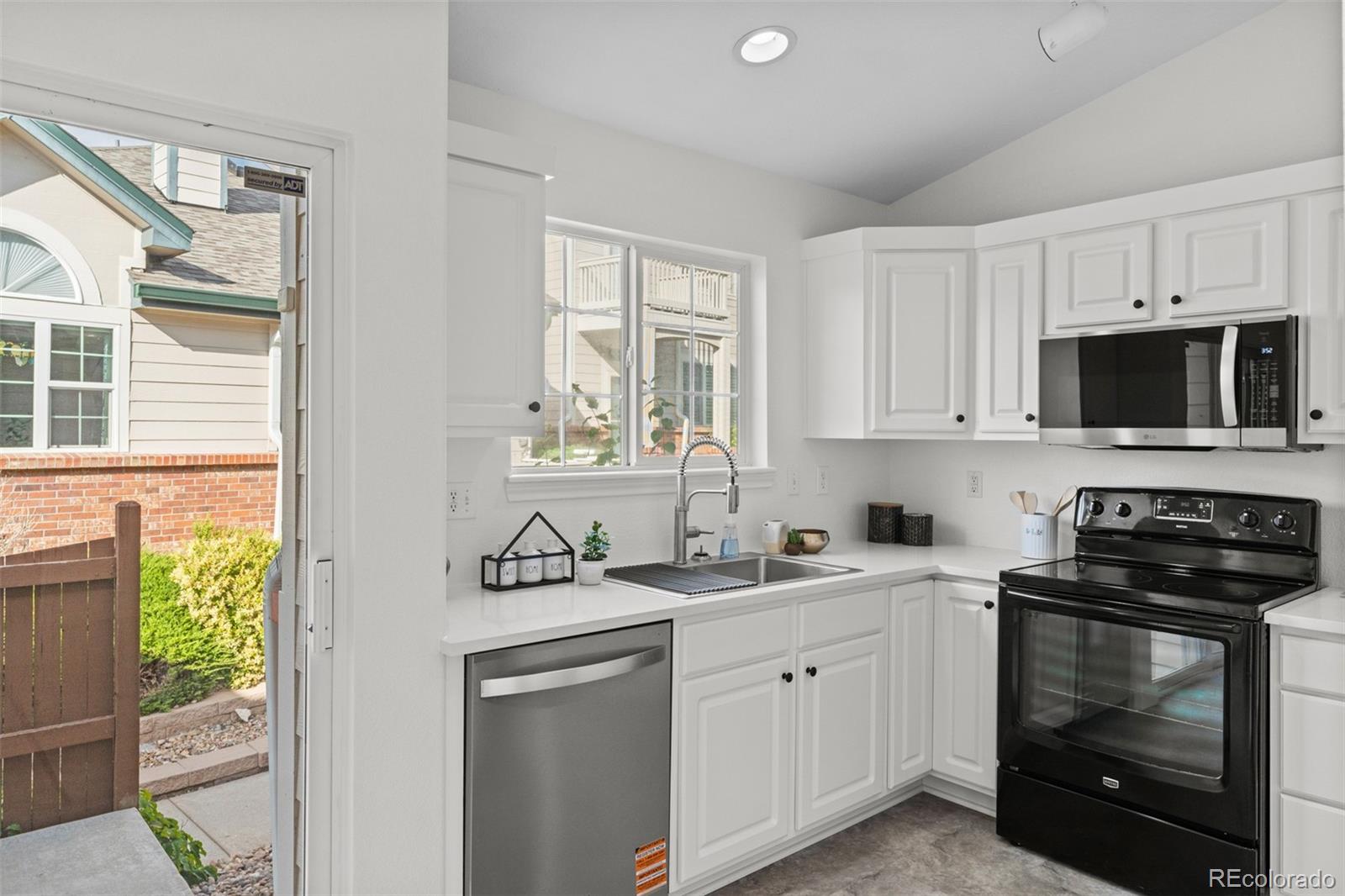 MLS Image #17 for 2974 s zeno court ,aurora, Colorado