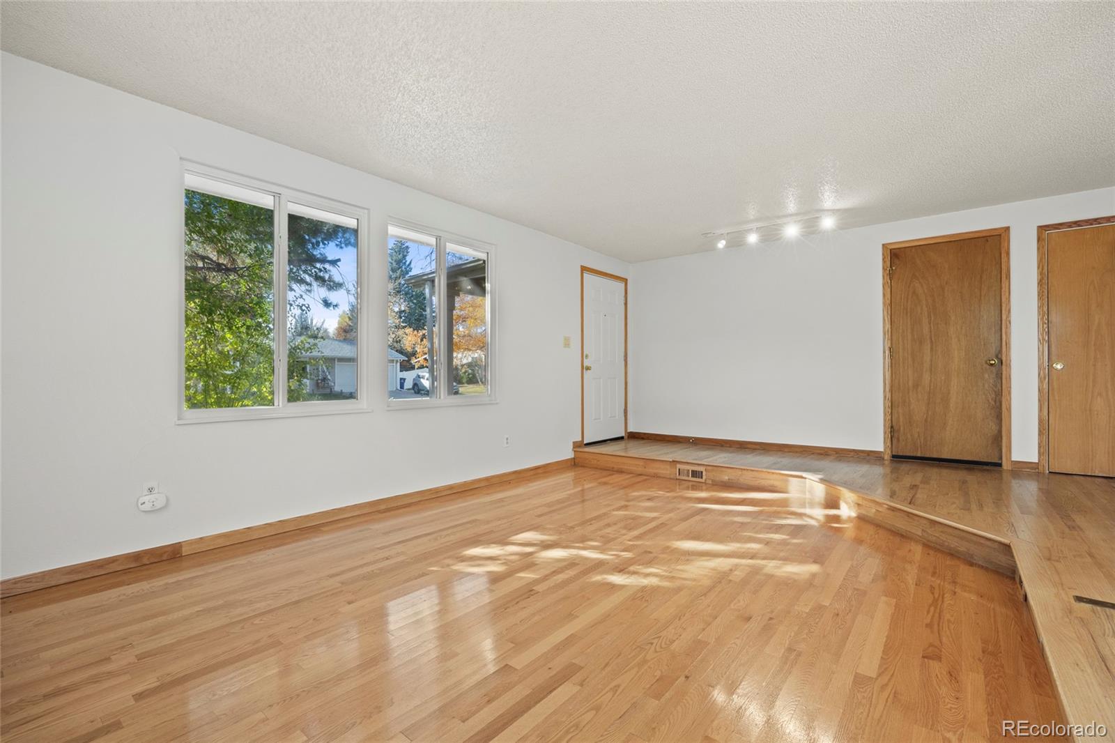 MLS Image #4 for 9641  sierra drive,arvada, Colorado