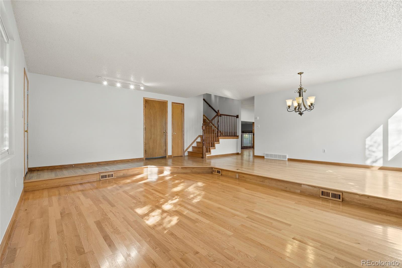 MLS Image #5 for 9641  sierra drive,arvada, Colorado