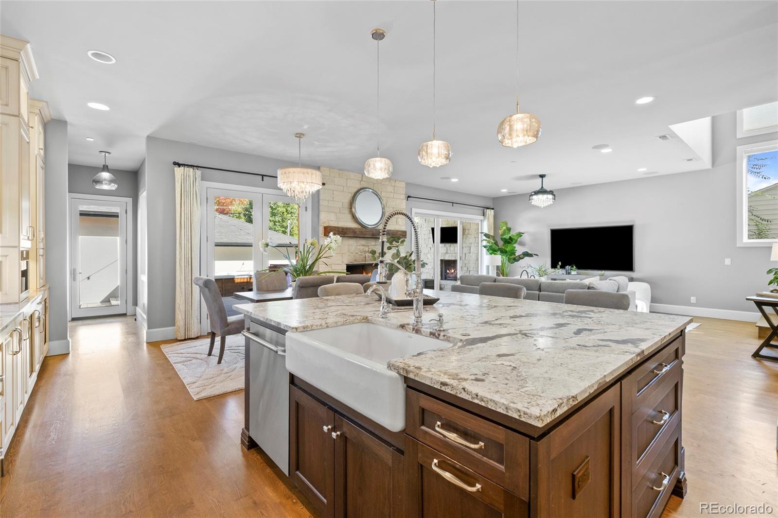 MLS Image #8 for 2600 s adams street,denver, Colorado