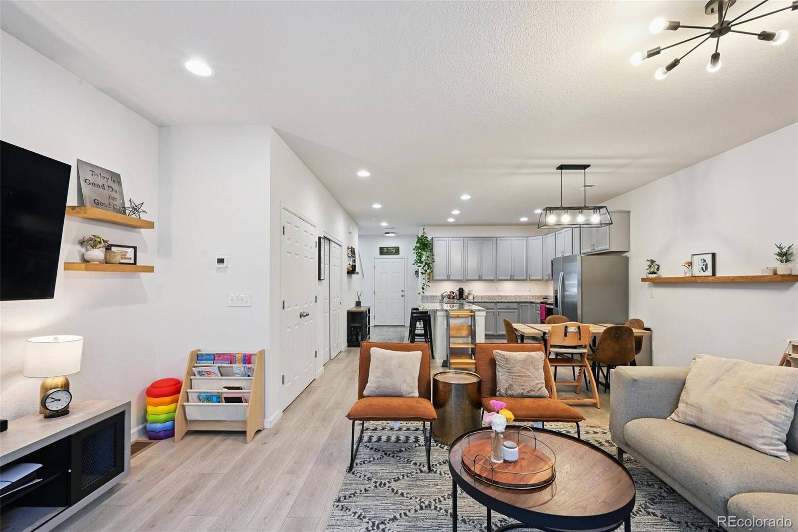 MLS Image #6 for 14700 e 104th avenue,commerce city, Colorado