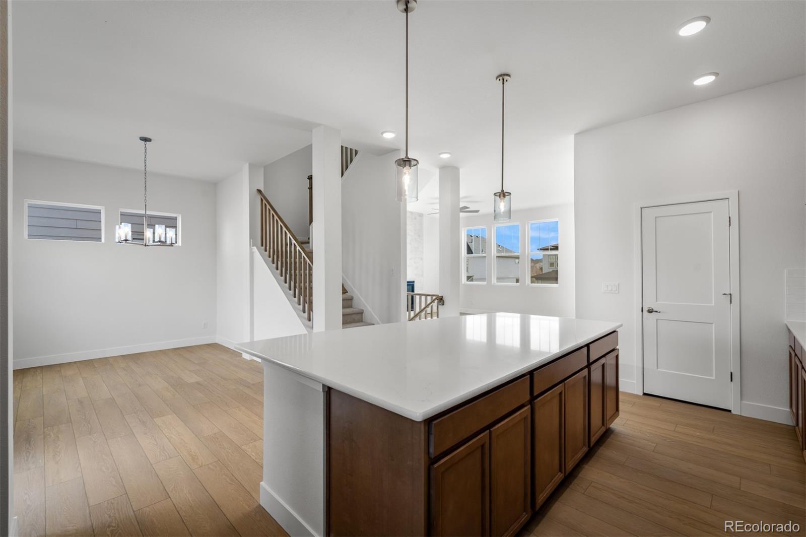 MLS Image #14 for 4564  peak crest view,colorado springs, Colorado